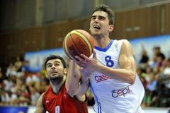 Tomáš Satoranský v kvalifikaci na ME 2015