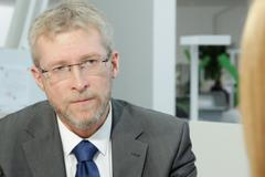 Etik: Je obrovský rozdíl, jestli zabíjí nemoc, nebo lékař