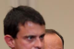 Premiér Manuel Valls a prezident Francois Hollande.