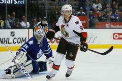 Milan Michálek proměňuje nájezd v dresu Ottawy