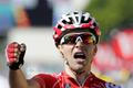 Tony Gallopin se raduje z vítězství v 11. etapě Tour de France