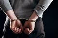 Kriminalita, zatčení, pouta, zadržení, ilustrační foto