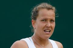 Barbora Záhlavová-Strýcová v osmifinále Wimbledonu 2014