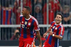Bayern - Manchester City: Boateng a Bernat slaví gól