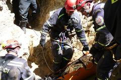 Záchrana muže z jeskyně