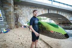 River surfing na Labi