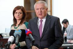 První schůze nové sněmovny