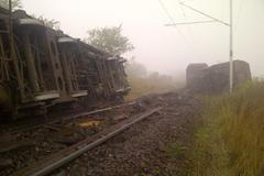 Kamera zachytila vykolejení vlaku v Paskově