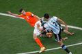 MS 2014, Argentina-Nizozemsko: Robin van Persie - Ezequiel Garay