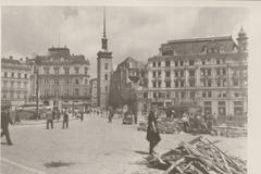 Výstava: Letecká válka - cíl Brno (dobové fotky bombardovaného Brna)