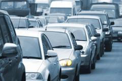 Dopravní zácpa, kolona, cestování, auto, silnice, dálnice, ilustrační foto