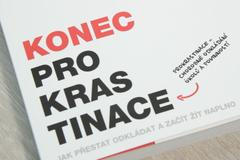 Odkládáte práci na později? Trénujte vůli, radí autor knihy