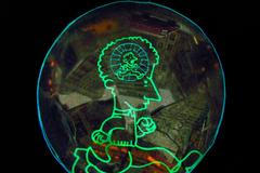 Je muž, který je vysoký, šťastný? Gondry Chomsky