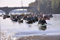 Vodáci - Praha - jezy - Vltava