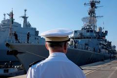 Francouzské lodě v přístavu Toulon.