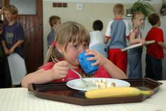 Škola, školní jídelna, ilustrační foto