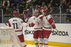 Oceláři se radují z branky v síti Stavangeru