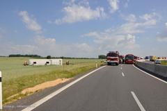 Nehoda autobusu si v Olomouci vyžádala 16 zraněných