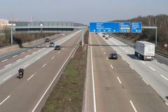 Dálnice, cestování, Německo, ilustrační foto