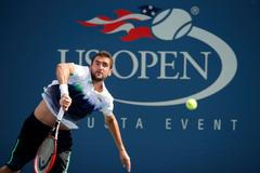 Marin Čilič podává na US Open 2014