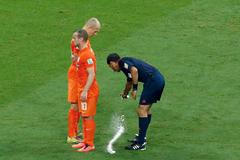 Rozhodčí Irmatov na MS 2014