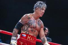 Video: Mickey Rourke se vrátil v 62 letech do ringu