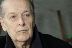 Němec: Umělci by státní vyznamenání neměli vůbec dostávat