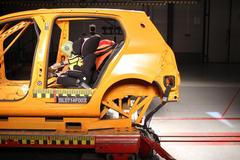 Crash test dětských sedaček ADAC (podzim 2014)