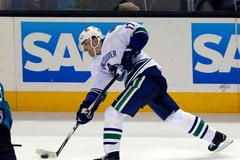 NHL: Vancouver Canucks at San Jose Sharks (radim Vrbata)