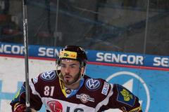 Takhle Peter Hraško nechal proletět Adama Lapšanského