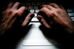 Hacker, internet, ilustrační foto