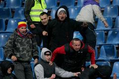 EL, Slovan-Sparta: řádění fanoušků