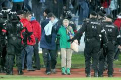 EL, Slovan-Sparta: řádění fanoušků