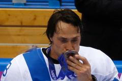 Finsko - USA, o bronz: Teemu Selänne s bronzovou medailí