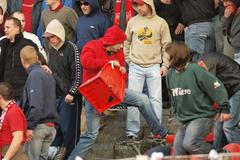 Bitka fotbalových fanoušků klubu AC Sparta Praha