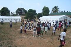 Člověk v tísni pomáhá na Haiti