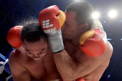 "Doktor Ocelové kladivo" mlátil Bulhara hlava nehlava