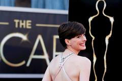 Oscar 2013 anne hathaway