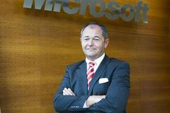 Jan Mühlfeit, reprezentant Microsoftu pro Evropu