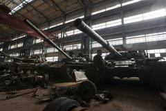 Povstalci opravují tanky v Doněcku.