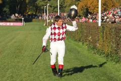 123. Velká pardubická (Josef Váňa starší, loučení, diváci)