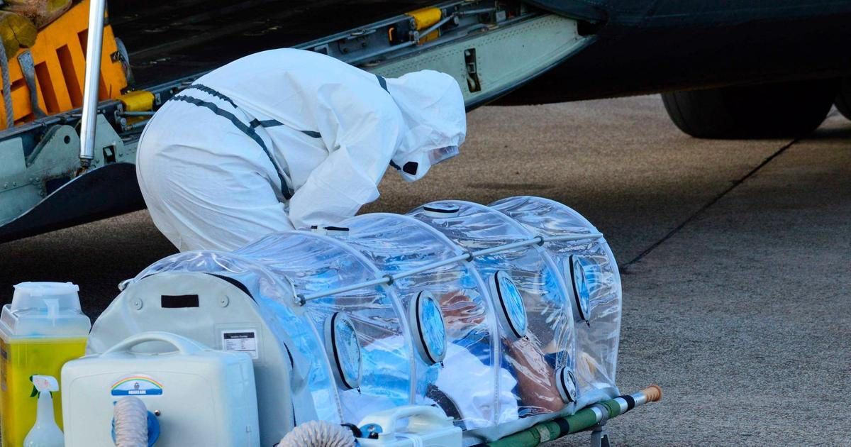 Osoba s rizikem nákazy ebolou je podle amerického institutu CDC na cestě do ČR