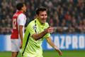 Lionel Messi slaví gól proti Ajaxu