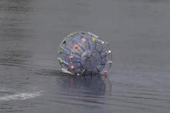 Reza Baluchi a jeho křeččí bublina