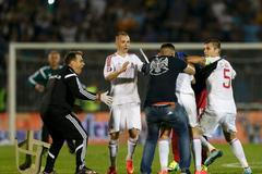 VIDEO Narušení zápasu mezi Hapoelem a Maccabi