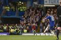 Chelsea-QPR: Eden Hazard proměňuje penaltu