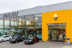 Autosalon Renault - exteriér