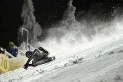 Andreas Wellinger padá v Kuusamu