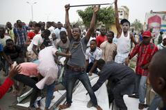 Příznivci - Muhammadu Buhari - oslava vítězství - Nigérie - volby