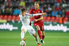 Česko-Lotyško: Michal Kadlec - Valerijs Šabala